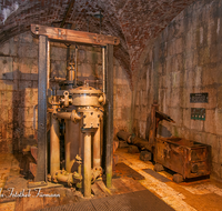fileadmin/roha/reportagen/Alte_Saline_Fuehrung_5-2012/BAD-REI-SALINE-0002-00-1-D-roha-Bad-Reichenhall-Alte-Saline-Reichenbach-Solehebemaschine-Pumpe.png