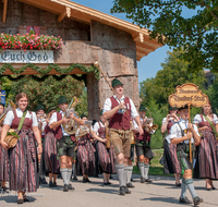 fileadmin/roha/images_galerie/orte_landschaft/Anger/Anger-Trachten-Musik-Fest/BR-FEST-ANG-MUS-TRACH-2018-08-19-1154-04-D-roha-Brauchtum-Fest-Anger-Trachtenverein-Musikkapelle-Thundorf.png