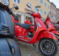 fileadmin/roha/images_galerie/orte_landschaft/Freilassing/FREIL-FUSSG-VESPA-1-6082-D-roha-Freilassing-Vespa-Treffen.jpg