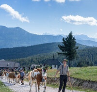 fileadmin/roha/images_galerie/brauchtum/Almabtrieb/Almabtrieb-Stoisser-Alm/BR-ALMAB-STOISS-2026-8970-5496-D-M-roha-Almabtrieb-Stoisseralm-Teisendorf-Anger.jpg