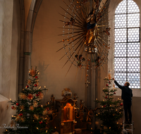 fileadmin/roha/images_galerie/brauchtum/Weihnachten/BR-WEIH-KIRCH-1-4656-D-roha-Brauchtum-Weihnachten-Kirche-Anger.png