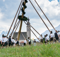 fileadmin/roha/images_galerie/brauchtum/Maibaum/Anger-Hoeglwoerth/BR-MAIB-ANG-2017-1432-01-D-roha-Brauchtum-Maibaum-Anger-Aufstellen.png