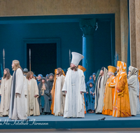 fileadmin/roha/images_galerie/orte_landschaft/Oberammergau/Passion/OBERA-PASS-0029-D-roha-Oberammergau-Passion-Spiele-Jesus-Palmsonntag-Christus-Hohe-Priester.png