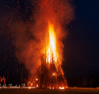 fileadmin/roha/images_galerie/brauchtum/Sonnwendfeuer/BR-SONNW-WEIL-0030-2018-2202-02-D-roha-Brauchtum-Sonnwend-Peters-Feuer-Weildorf-Teisendorf.png