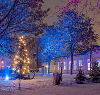fileadmin/roha/images_galerie/orte_landschaft/Freilassing/Freilassing-Lokwelt/FREIL-LOKW-WEIH-0001-1708-D-roha-Freilassing-Lokwelt-Eisenbahn-Museum-Weihnacht.jpg