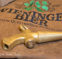 fileadmin/roha/images_galerie/kulinarisch/Wieninger/WIENINGER-BIER-KRUG-0017-D-roha-Wieninger-Brauerei-Bier-Zapfhahn-Zapfzeug-Poststall-Teisendorf.png