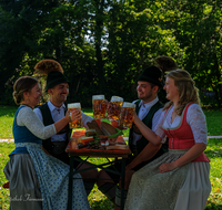 fileadmin/roha/images_galerie/kulinarisch/GAS-GAR-TRACH-0010-D-roha-Gastronomie-Gartenfest-Trachtenverein-Bier-Brotzeit.png