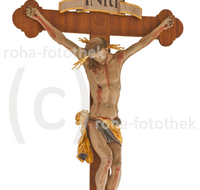 fileadmin/roha/images_galerie/Clipart/KKKM-INZ-FRAU-KIR-0034-F-D-roha-Kirche-Inzell-Niederachen-Frauenkirche-Altar-Wallfahrt-Kreuz-Kruzifix_Kopie.jpg