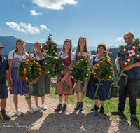 fileadmin/roha/images_galerie/brauchtum/Almabtrieb/Almabtrieb-Stoisser-Alm/BR-ALMAB-STOISS-2026-8853-D-roha-Almabtrieb-Stoisseralm-Teisendorf-Anger.jpg