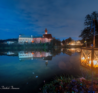 fileadmin/roha/images_galerie/brauchtum/Weihnachten-Laternenzauber-Anger/BR-WEIH-HOE-LA-2025-8685-D-M-roha-Brauchtum-Weihnachten-Hoeglwoerth-Anger-Laternenzauber.png