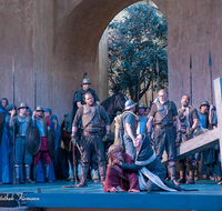 fileadmin/roha/images_galerie/orte_landschaft/Oberammergau/Passion/OBERA-PASS-0279-2020-02-D-roha-Oberammergau-Passion-Spiele-Jesus-Kreuz-Christus-Karfreitag-Kreuzweg.png