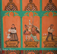 fileadmin/roha/images_galerie/Architektur-Bundwerk/FREIL-MIRTL-0005-D-roha-Freilassing-Mirtlwirt-Vordach-Monate-Malerei.png