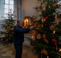fileadmin/roha/images_galerie/brauchtum/Weihnachten/BR-WEIH-KIRCH-1-4741-D-roha-Brauchtum-Weihnachten-Kirche-Ange.png