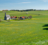 fileadmin/roha/images_galerie/orte_landschaft/Waging/WAG-EGERD-0009-2548-D-roha-Waging-Leonhard-Wonneberg-Egerdach-Kirche.jpg