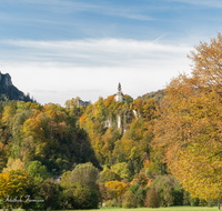 fileadmin/roha/images_galerie/orte_landschaft/Bad_Reichenhall/BAD-REI-PANKR-0053-D-roha-Bad-Reichenhall-Pankraz-Kircherl-Karlstein-Herbst.png