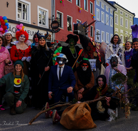 fileadmin/roha/images_galerie/brauchtum/Fasching/BR-FASCHI-MA-ZU-2025-1454-01-D-roha-Brauchtum-Fasching-Zug-Teisendorf-Marktstrasse.png