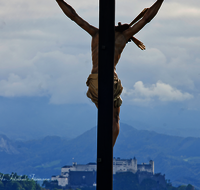 fileadmin/roha/images_galerie/orte_landschaft/Salzburg/Kolleg-Plain-Sebast-Franzis-Mich/SA-MARIAPLAIN-KR-0006-D-roha-Salzburg-Festung-Maria-Plain-Kreuzigungsgruppe.png