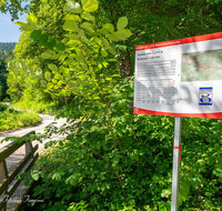 fileadmin/roha/images_galerie/wege/WEGE-AN-TEISB-0004-D-roha-Weg-Strasse-Anger-Teisenberg-Beschilderung.jpg