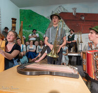 fileadmin/roha/images_galerie/orte_landschaft/Piding/Piding-Feste-Theater-usw/PID-FRUEHJ-2026-8295-D-roha-Piding-Fruehjahrssingen-Altwirt.jpg