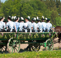 fileadmin/roha/Gautrachtenfest/Bilderglalerie/ab_2000/BR-PFRI-HOLZ-0086-D-roha-.png
