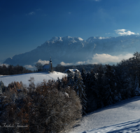fileadmin/roha/images_galerie/orte_landschaft/Piding/PID-NEUBICH-WI-0004-D-roha-Piding-Neubichler-Alm-Johannishoegl-Winter-Schnee.png