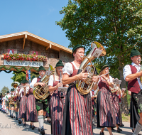 fileadmin/roha/images_galerie/orte_landschaft/Anger/Anger-Trachten-Musik-Fest/BR-FEST-ANG-MUS-TRACH-2018-08-19-1154-07-D-roha-Brauchtum-Fest-Anger-Trachtenverein-Musikkapelle-Thundorf.png