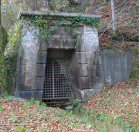 fileadmin/roha/images_galerie/orte_landschaft/Teisendorf/IN-Achthal/TEI-ACHT-0014-01-D-roha-Teisendorf-Achthal-Stollen.png