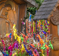 fileadmin/roha/images_galerie/brauchtum/Ostern/BR-OST-PALM-WEIH-RA-0816-D-roha-Brauchtum-Ostern-Palmsonntag-Palmweihe-Ramsau-Friedhof-Grab.png