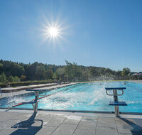 fileadmin/roha/images_galerie/orte_landschaft/Teisendorf/Schwimmbad/TEI-SCHWIMMB-2025-9-9363-D-roha--Teisendorf-Schwimmbad.jpg