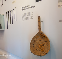 fileadmin/roha/images_galerie/orte_landschaft/Teisendorf/IN-Achthal/TEI-ACHT-MU-0009-02-D-roha-Teisendorf-Achthal-Museum-Gusspfanne.png