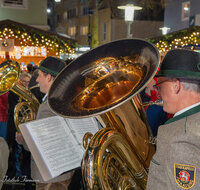 fileadmin/roha/images_galerie/orte_landschaft/Freilassing/FREIL-FUSSG-WEIH-0020-1703-D-roha-Freilassing-Fussgaengerzone-Christkindlmarkt-Weihnachten.jpg