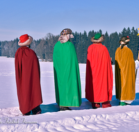 fileadmin/roha/images_galerie/brauchtum/Weihnachten-Sternsinger/BR-WEIH-HEILDREIKOEN-0034-D-roha-Brauchtum-Weihnachten-Heilig-Drei-Koenige-Sternsinger-Teisendorf.png