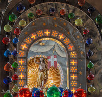 fileadmin/roha/images_galerie/brauchtum/Ostern/Herrengrab_Hoeglwoerth/BR-HEILIGGR-HOEGLW-OST-1-2026-0422-D-roha-Brauchtum-Ostern-Kirche-Heiliggrab-Hoeglwoerth-Anger.jpg