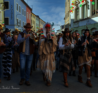 fileadmin/roha/images_galerie/brauchtum/Fasching/BR-FASCHI-MA-ZU-2025-1519-D-roha-H-Brauchtum-Fasching-Zug-Teisendorf-Marktstrasse.png