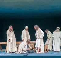 fileadmin/roha/images_galerie/orte_landschaft/Oberammergau/Passion/OBERA-PASS-0163-1825-01-D-roha-Oberammergau-Passion-Spiele-Jesus-Gruendonnerstag-Christus.png