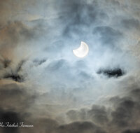 fileadmin/roha/images_galerie/stimmung-Sonne/Sonnenfinsternis-Mond/SONNE-FINST-0001-2022-D-M-roha-Sonne-Sonnenfinsternis.jpg