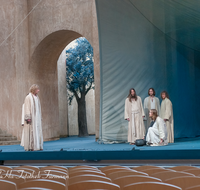 fileadmin/roha/images_galerie/orte_landschaft/Oberammergau/Passion/OBERA-PASS-0154-D-roha-Oberammergau-Passion-Spiele-Jesus-Gruendonnerstag-Christus.png