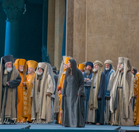 fileadmin/roha/images_galerie/orte_landschaft/Oberammergau/Passion/OBERA-PASS-0032-D-roha-Oberammergau-Passion-Spiele-Jesus-Palmsonntag-Christus-Hohe-Priester.png