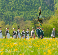 fileadmin/roha/images_galerie/brauchtum/Tracht/Trachtenwallfahrt_Raiten/BR-TRACH-WALL-RAI-0024-D-roha-Tracht-Trachtenwallfahrt-Raiten-Chiemgau-Alpenverband-Blumenwiese.png