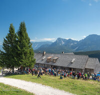 fileadmin/roha/images_galerie/brauchtum/Almabtrieb/Almabtrieb-Stoisser-Alm/BR-ALMAB-STOISS-2026-8955-D-roha-Almabtrieb-Stoisseralm-Teisendorf-Anger.jpg