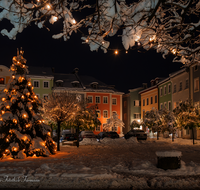 fileadmin/roha/images_galerie/orte_landschaft/Laufen/LAUF-STADT-WEIH-0002-9887-D-roha-Laufen-Weihnachten-Marienplatz-Nacht.png
