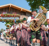fileadmin/roha/images_galerie/orte_landschaft/Anger/Anger-Trachten-Musik-Fest/BR-FEST-ANG-MUS-TRACH-2018-08-19-1154-08-D-roha-Brauchtum-Fest-Anger-Trachtenverein-Musikkapelle-Thundorf.png
