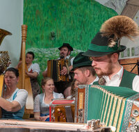 fileadmin/roha/images_galerie/orte_landschaft/Piding/Piding-Feste-Theater-usw/PID-FRUEHJ-2026-8353-D-roha-Piding-Fruehjahrssingen-Altwirt.jpg