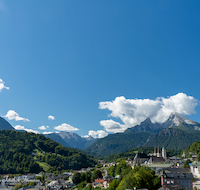 fileadmin/roha/images_galerie/orte_landschaft/Berchtesgaden/Markt-Berchtesgaden/BGD-30-7221-D-roha-Berchtesgaden-Watzmann.png