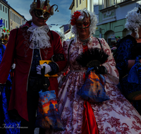fileadmin/roha/images_galerie/brauchtum/Fasching/BR-FASCHI-MA-ZU-2025-1509-01-D-H-roha-Brauchtum-Fasching-Zug-Teisendorf-Marktstrasse.png
