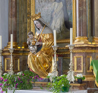fileadmin/roha/images_galerie/kirche_religion/Teisendorf/KKKM-TEIS-KIR-0060-1-D-roha-Kirche-Madonna.jpg