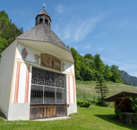 fileadmin/roha/images_galerie/kirche_religion/Schneizlreuth-Weissbach/KKKM-MELL-0059-D-roha-Kapelle-Melleck-Steinpass.png