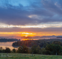 fileadmin/roha/images_galerie/stimmung-Sonne/Sonnenaufgang/SON-AU-WAGI-0041-0667-D-M-roha-Sonnenaufgang-Waginger-See.jpg
