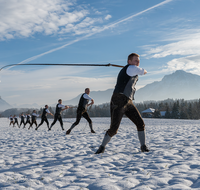 fileadmin/roha/images_galerie/brauchtum/Schnalzen/BR-SCHNA-UF-2024-1-2029-D-roha-Brauchtum-Schnalzen-Teisendorf-Ufering-Winter-Schnee.png