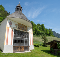 fileadmin/roha/images_galerie/kirche_religion/Schneizlreuth-Weissbach/KKKM-MELL-0059-D-roha-Kapelle-Melleck-Steinpass.png